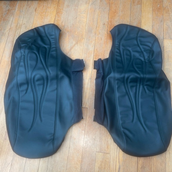 Leather Saddlebag Lid Covers Black Leather Flames Motorcycle 25" X 12.5" USA new - Picture 1 of 8